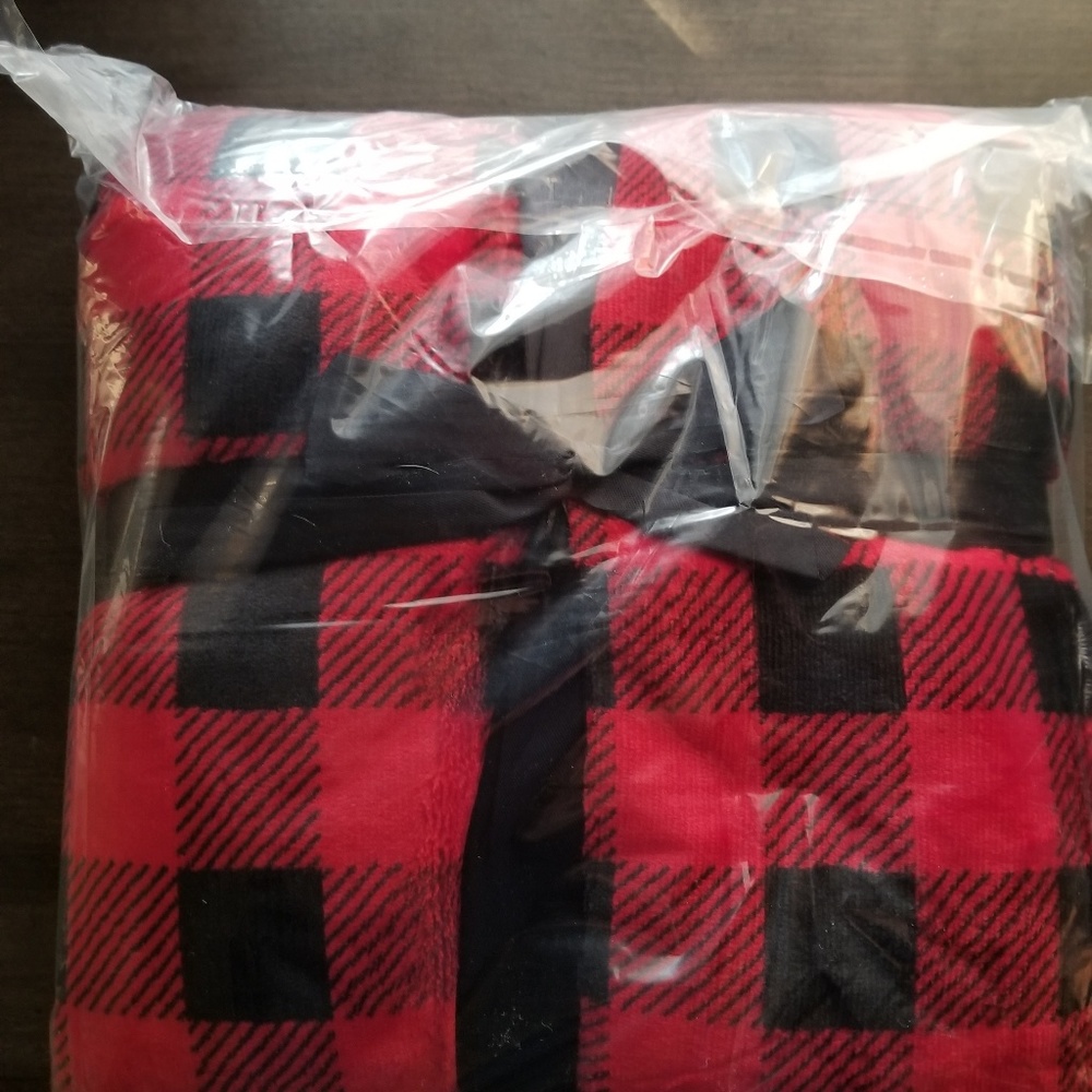 Brand new plaid throw blanket